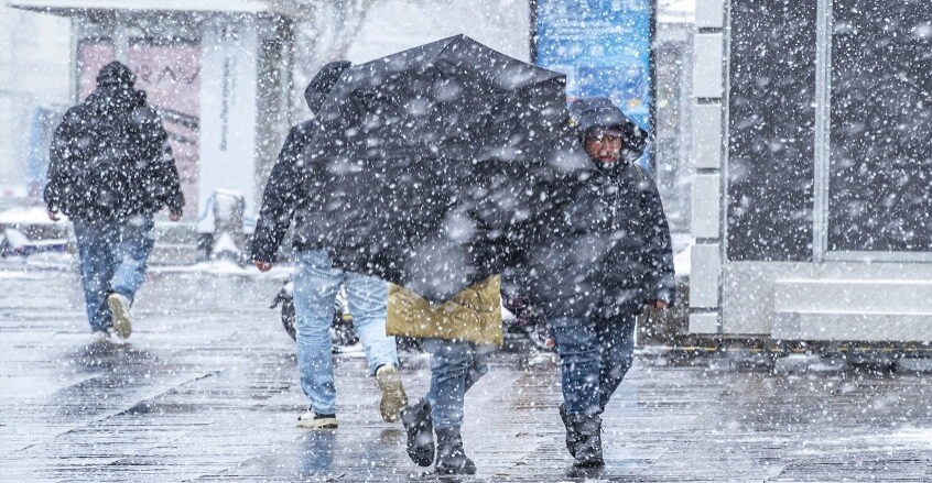 پەیاکردن ئەڵاجەوییگ لە ئاسمان بان زەوی کە ها پشت کارەساتەیل سروشتی