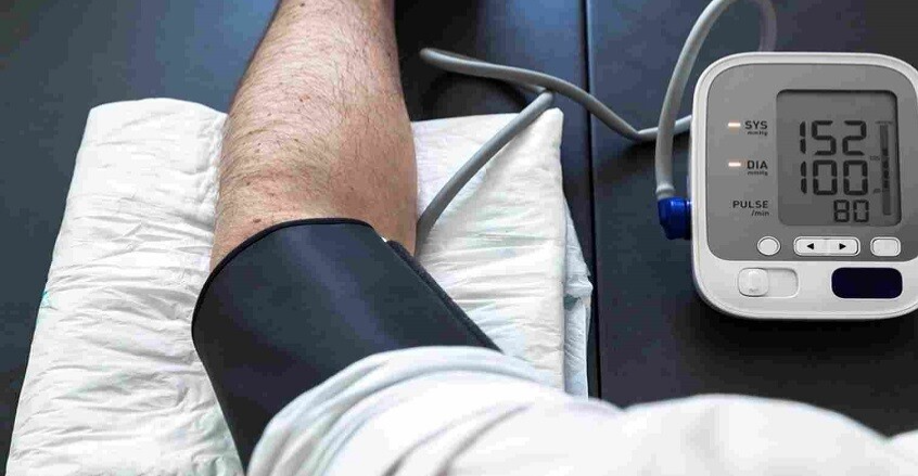 ارتفاع ضغط الدم.. خطر صامت قد يفقدك بصرك