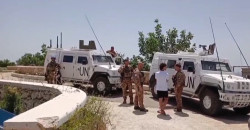 لبنان.. أهالي بلدة جنوبية يحتجزون قوة من "اليونيفيل"
