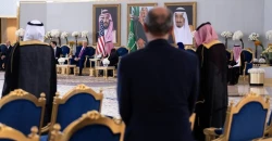 بوساطة بن سلمان.. ترامب يقرر رفع العقوبات عن سوريا