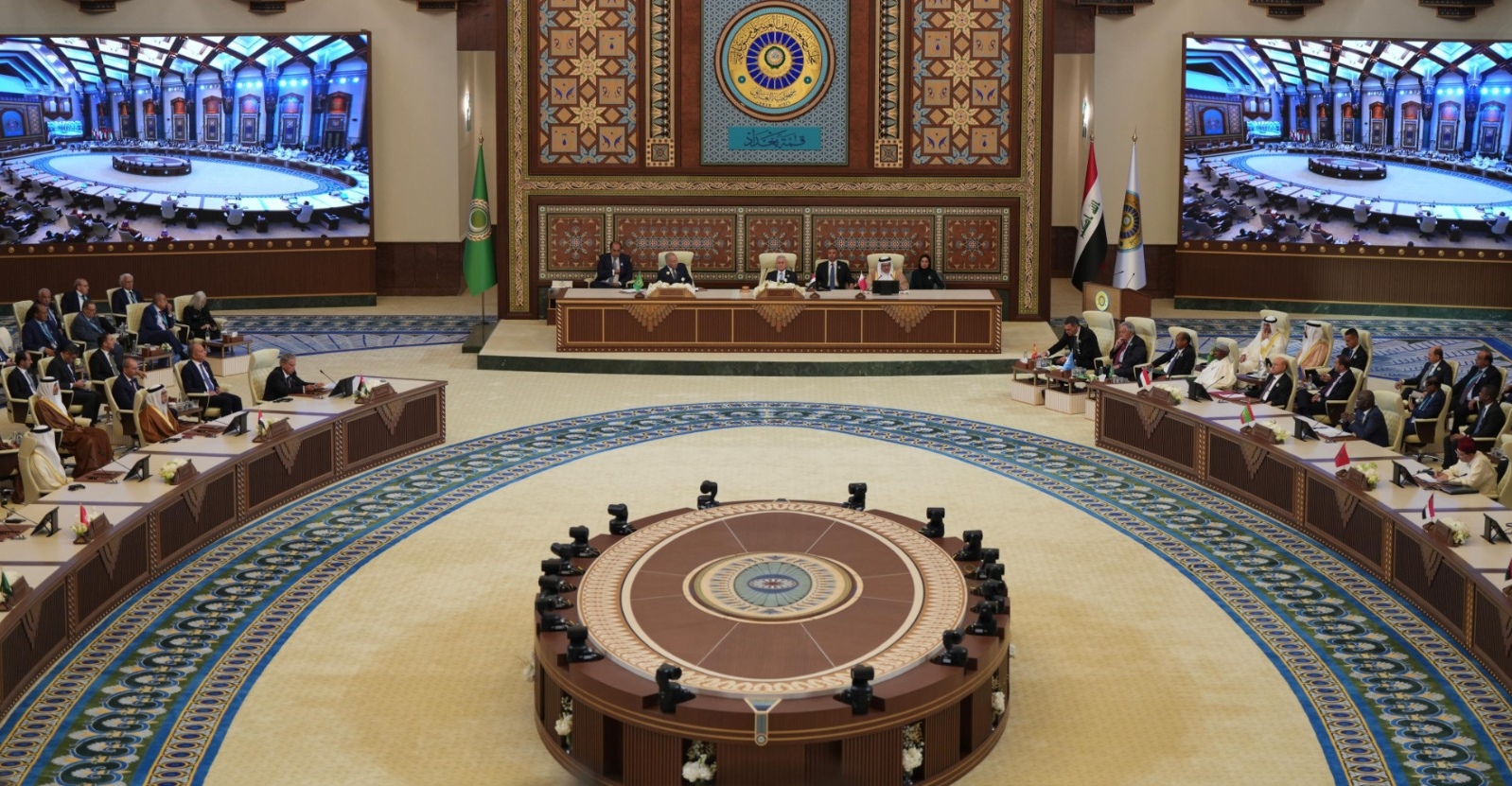 حماس تعلق على قمة بغداد