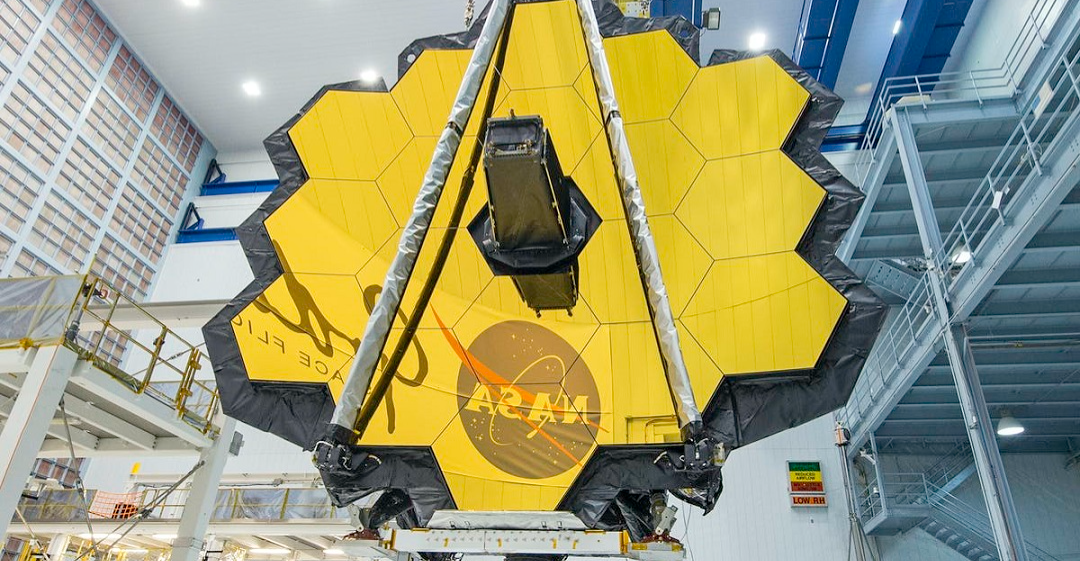 ناسا نووترین پەرە وە تەلەسکۆپ چووڵایی ئاسمانی وە خەرج ٤ ملیار دۆلار دەێد