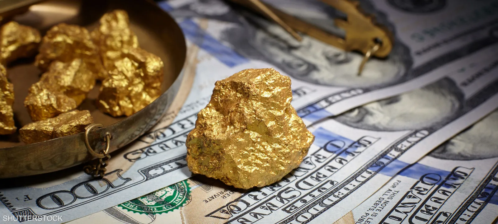 Gold hits two-week high as investors cautious on US debt concerns