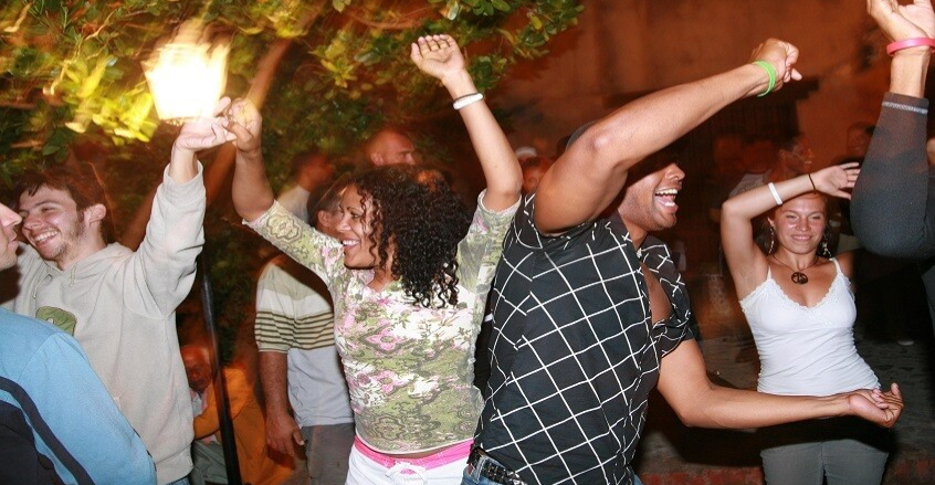 طبيبة توصي بالرقص كجزء من علاج الأمراض النفسية الخطيرة