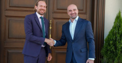 طالباني يعقد آمالاً على التوافق مع الديمقراطي الكوردستاني لتشكيل الحكومة الجديدة
