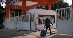 425,000 Syrians return since Al-Assad's fall