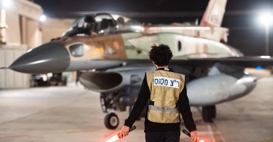 White House intel: Israel poised to strike Iran