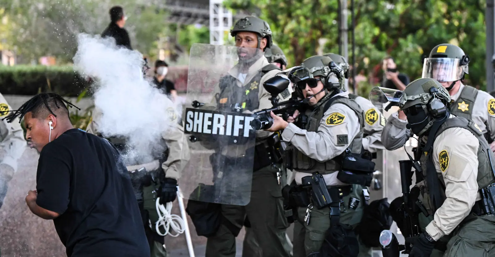 400+ arrested amid LA immigration protests
