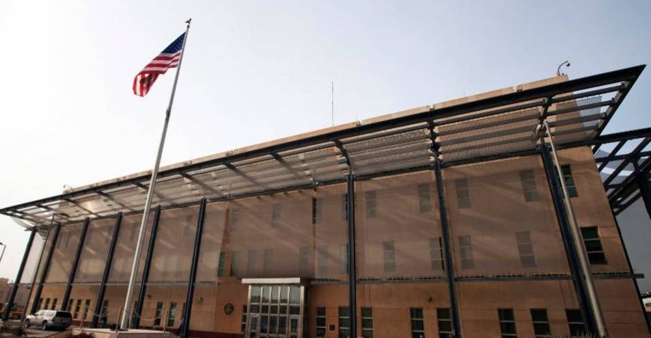 US keeps Iraq missions open despite security alert