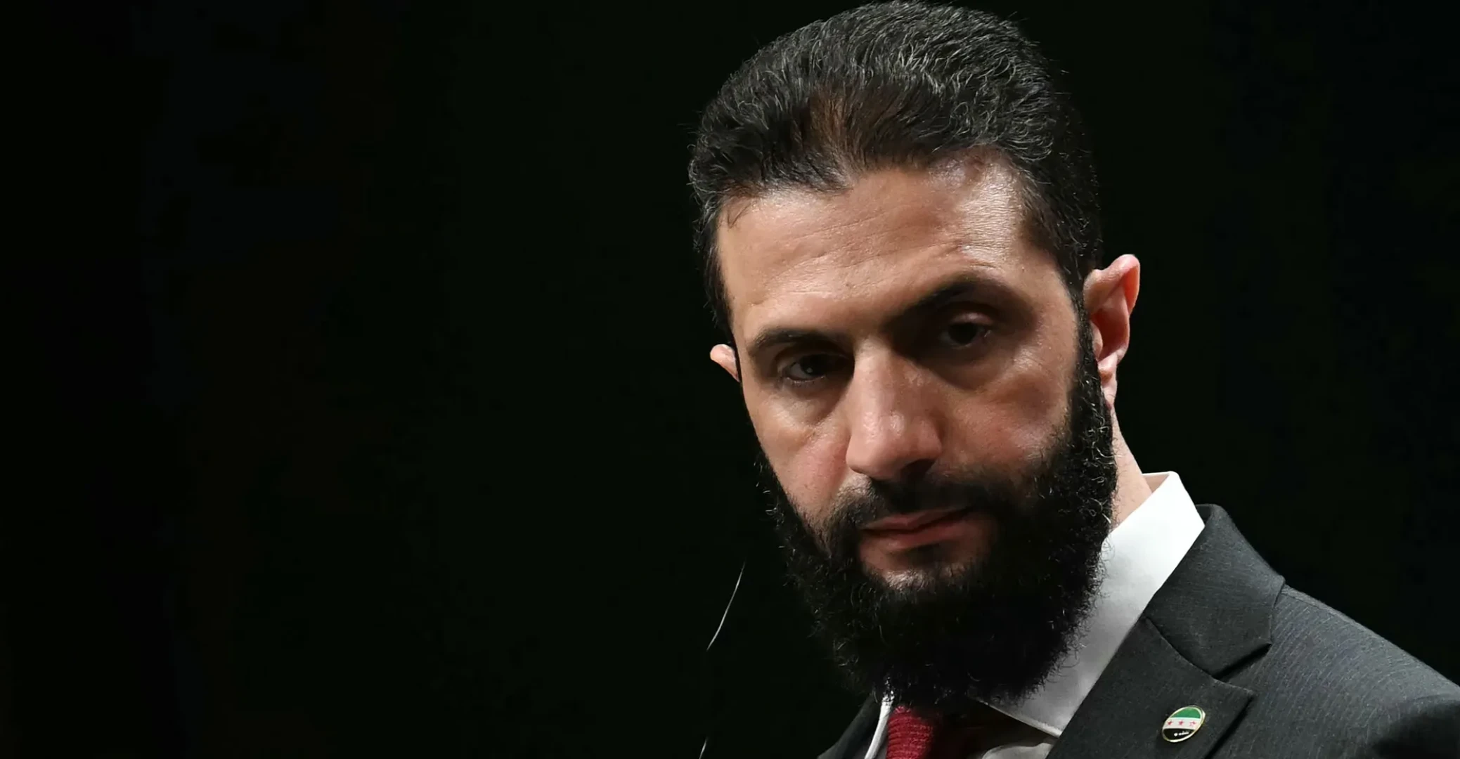 صمت وفرصة.. "نيويورك تايمز" تحلل موقف سوريا من التصعيد الإسرائيلي الإيراني