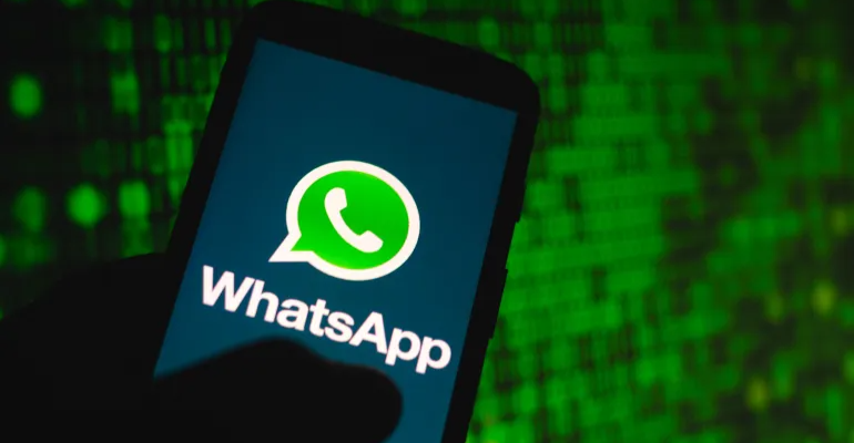 إيران تحذر من "واتساب" وميتا ترد: لا نعطي البيانات للحكومات