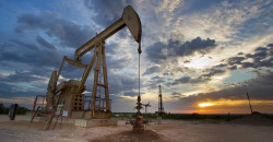 Russia-Ukraine conflict and global tensions push oil prices up