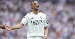 ريال مدريد يعلن نقل مبابي إلى المستشفى