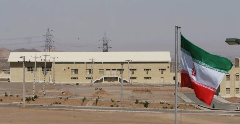 سوپای ئیسرائیل پەلاماردان دەیان دامەزراوەیل سەربازی ئیرانی راگەینێد