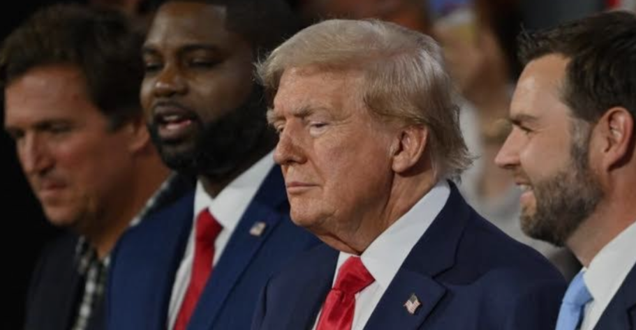 Trump consults inner circle on Iran response
