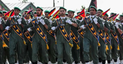 مقتل قائد بالحرس الثوري الإيراني باستهداف إسرائيلي مرتين