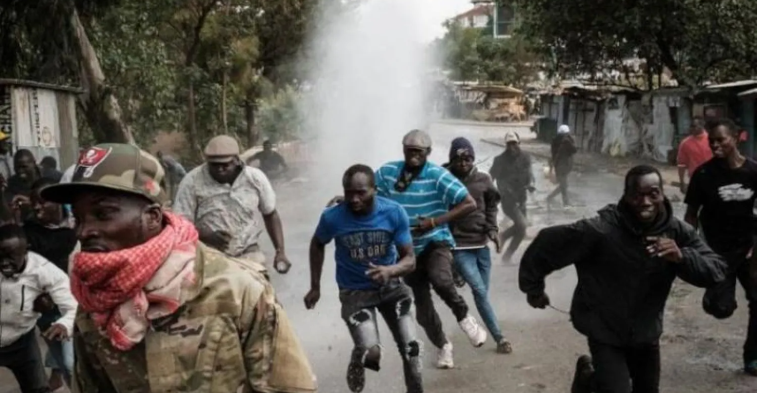 عشرات المصابين باشتباكات مع الشرطة.. آلاف الكينيين يحتجون ضد فساد الحكومة
