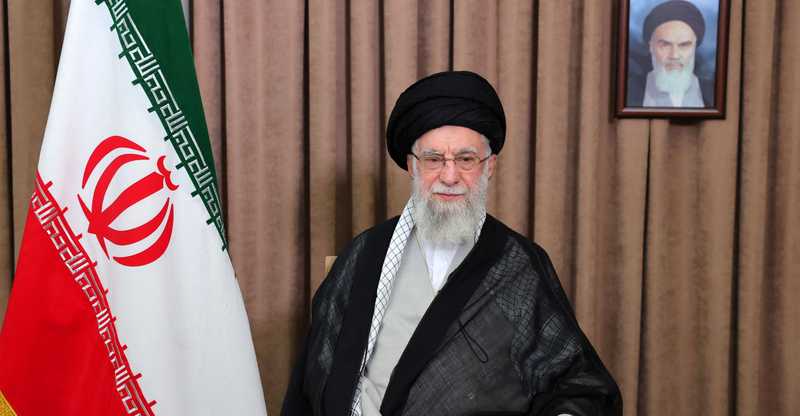 بينهم عراقي.. 3 مراجع شيعة يصدرون فتاوى ضد من يهدد خامنئي