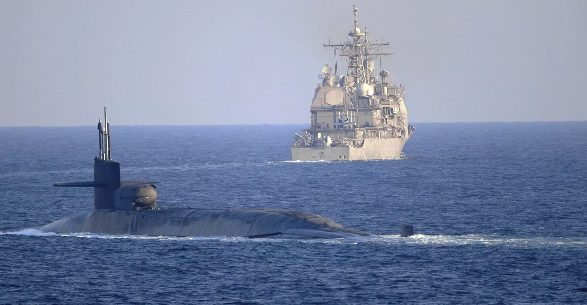 مسؤولان: زودت سفناً بألغام بحرية لإغلاق مضيق هرمز