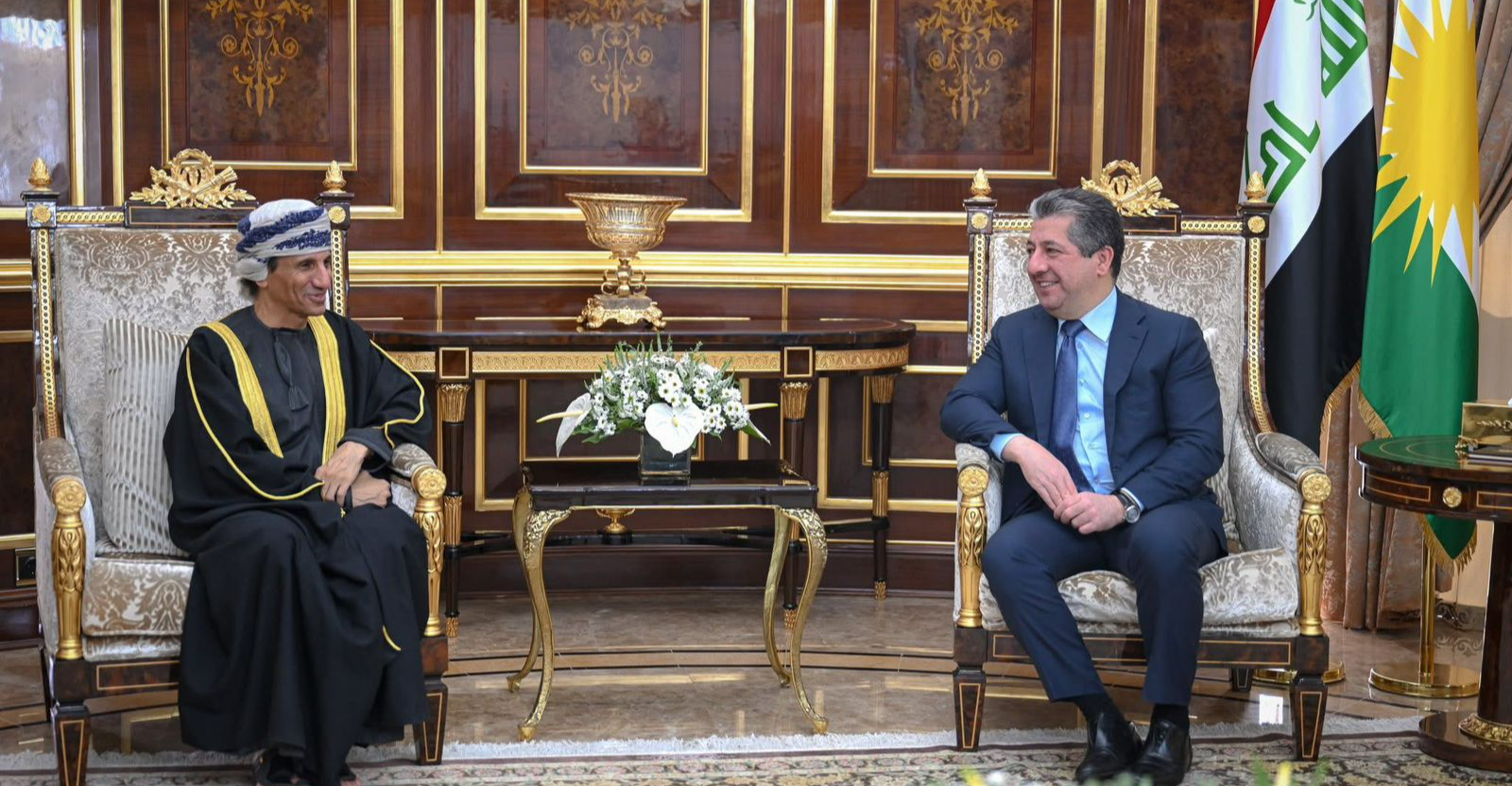 مسرور بارزاني يبحث مع الحسان حل الخلافات مع بغداد: ضرورة احترام كيان الإقليم