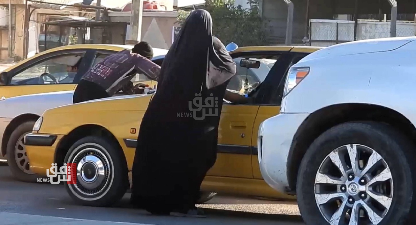مركز حقوقي: عصابات إجرامية تستورد متسولين إلى العراق