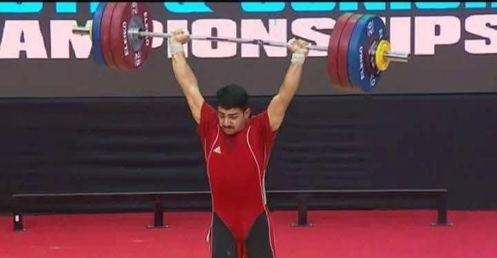 ذهبية وفضيتان للعراقي موسى خضير في بطولة آسيا لرفع الأثقال