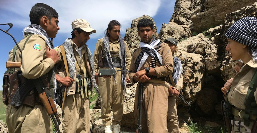 هاوڵاتییگ خەڵک سلێمانی لەسێدارە دا.. ئازادی کوردستان: ئیران هەڵمەت دەسگیرکردن لە ناوچەیل کورد جیوەجی کەێد