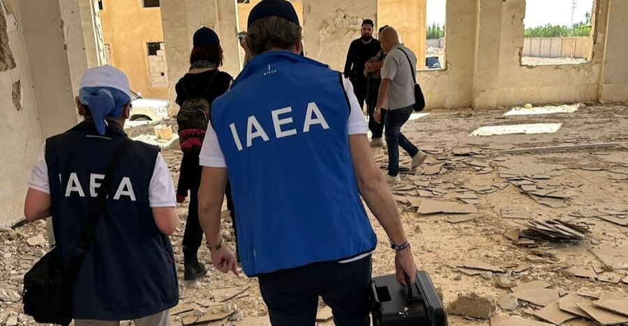 إيران ترصد شرائح تجسس في أحذية مفتشي الطاقة الذرية لصالح إسرائيل