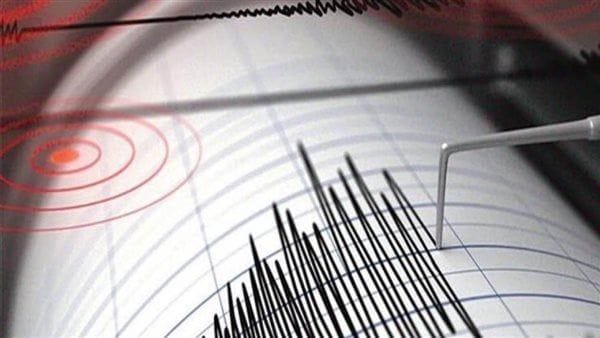 زەویلەرزەیگ وە هاز 5.2 پلە دەێد لە کناراوەیل باشوور ئیسپانیا