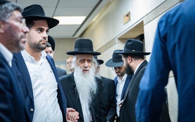 Shas announces withdrawal from Israeli government