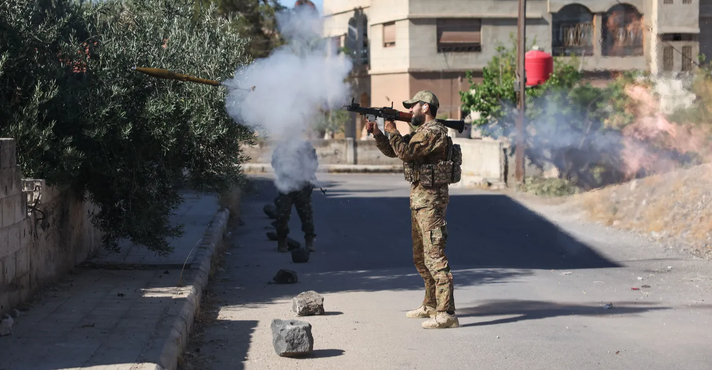 العثور على عشرات الجثث في مستشفى السويداء بعد انسحاب المسلحين