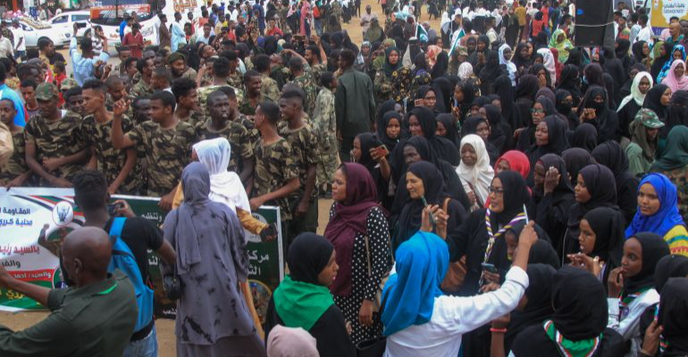 رئيس وزراء السودان يتعهد بإعادة الخرطوم "عاصمة قومية شامخة"