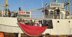 مسيرات تعترض "حنظلة".. فقدان الاتصال بسفينة كسر الحصار عن غزة