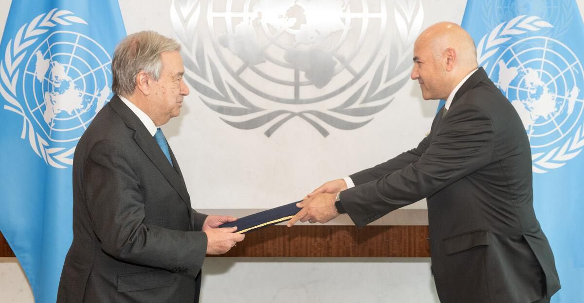 لقمان الفيلي يقدّم أوراق اعتماده لغوتيريش مندوباً دائماً للعراق لدى الأمم المتحدة