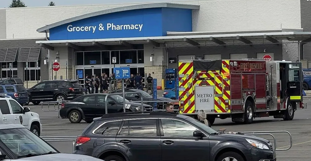 امريكا.. حادثة طعن دامية داخل متجر تخلف 11 مصاباً