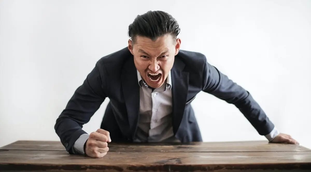 پزیشکەیل هووکار زیای لە هەوجە تویڕەبوین دیاریکەن
