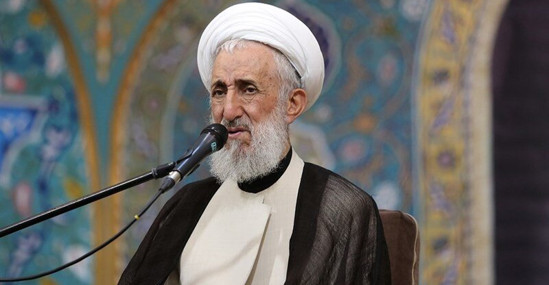 إمام جمعة طهران يتنحى بعد ملاحقات طالت أفراد عائلته بقضية فساد