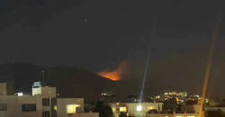 حريق قرب قاعدة صاروخية للحرس الثوري الإيراني (فيديو)