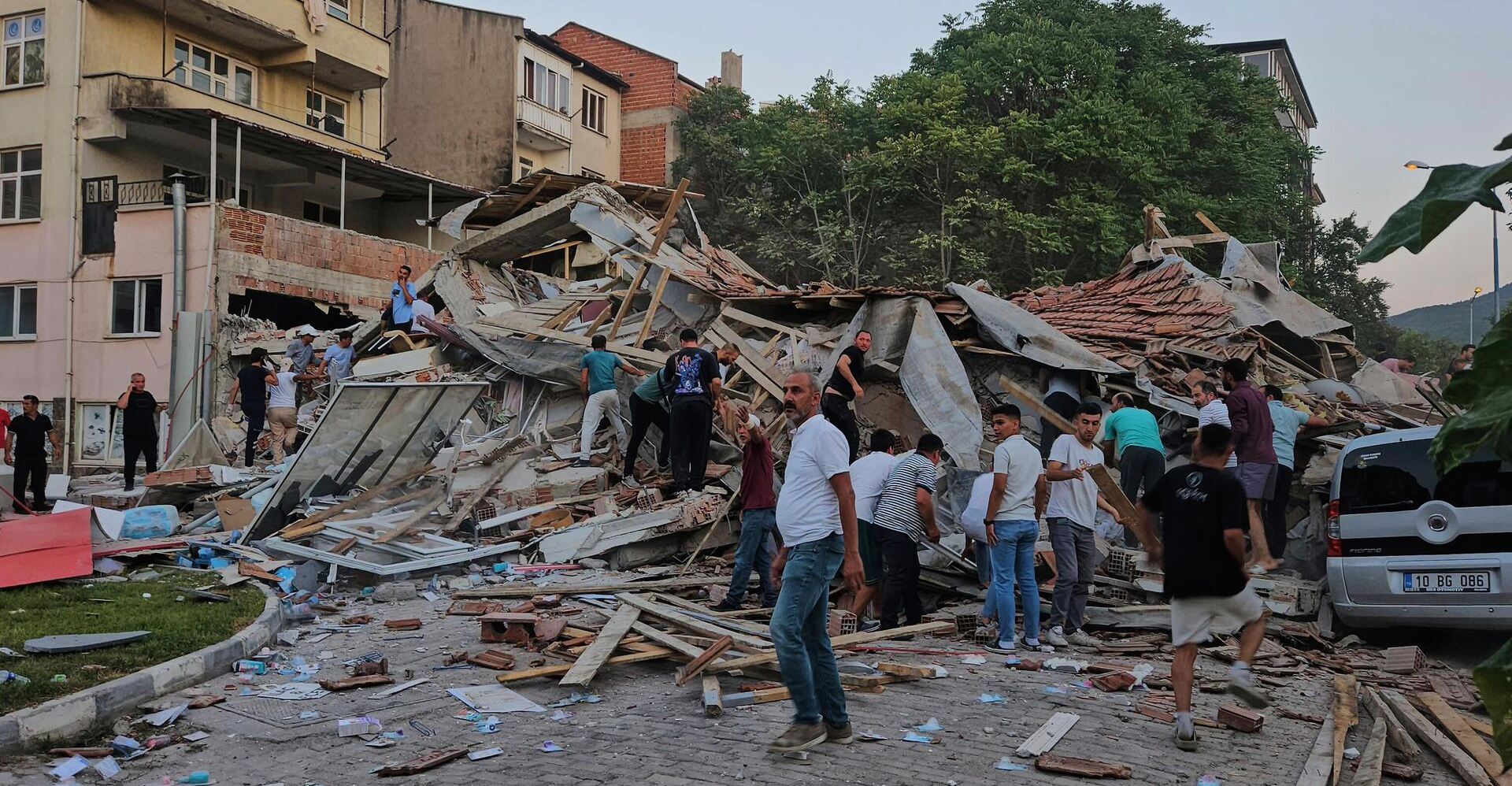 6.1-magnitude quake hits Turkish province of Balıkesir