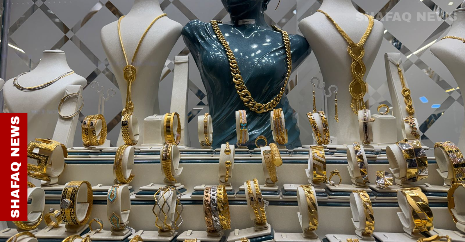 Gold prices fall in Baghdad, climb in Erbil markets