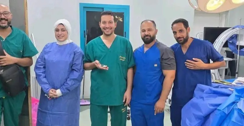 ابتلع هاتفاً.. فريق طبي مصري ينقذ حياة مواطن من موت محقق (صور) - شفق نيوز