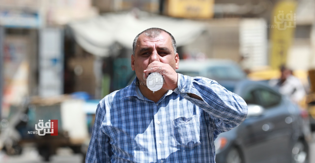 تحذير صحي: ابتعدوا عن الماء البارد والمشروبات المثلجة في الصيف