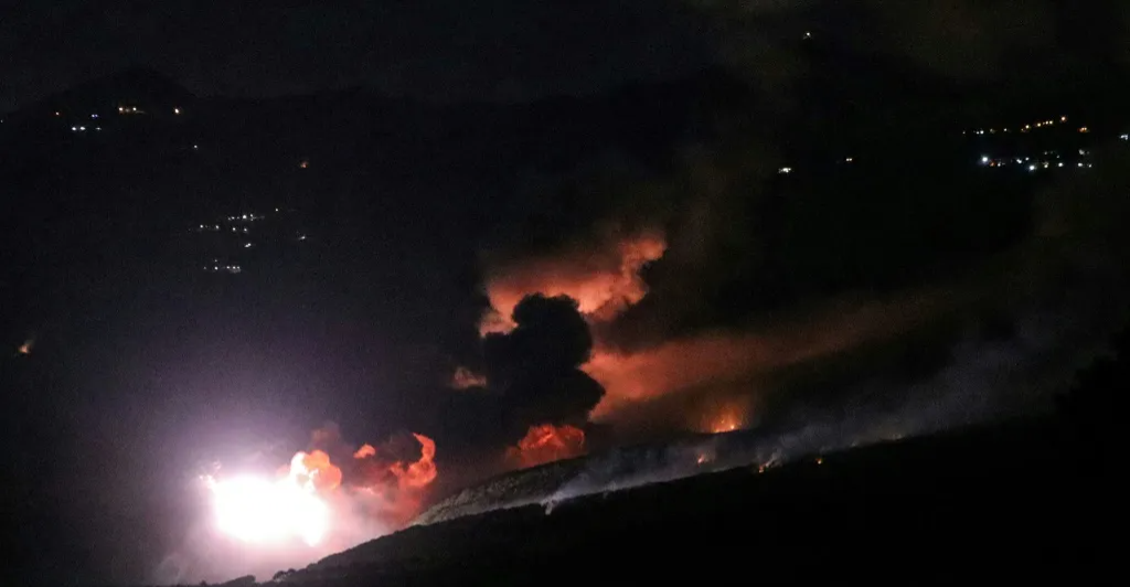 إسرائيل توجه ضربات جديدة لحزب الله جنوب لبنان