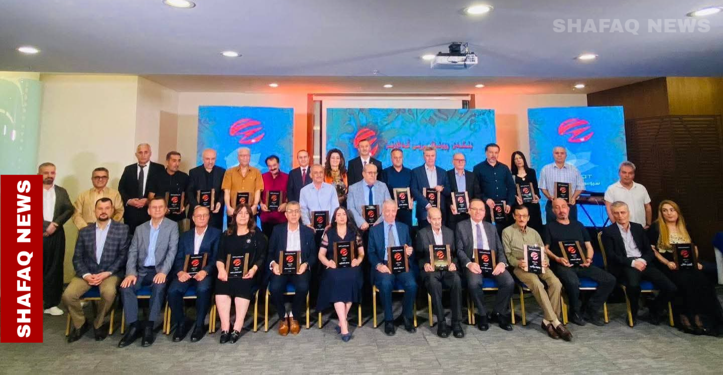 ناوەند رووشنهویری "گەلاوێژ" رێز لە رووشنهویر و نویسەرەیل شار سلێمانی گرێد (وینە)