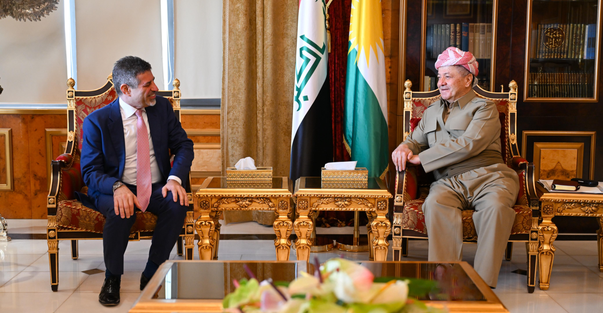 "تصدير النفط" و"الانتخابات العراقية" يتصدران لقاء بارزاني وفاغن