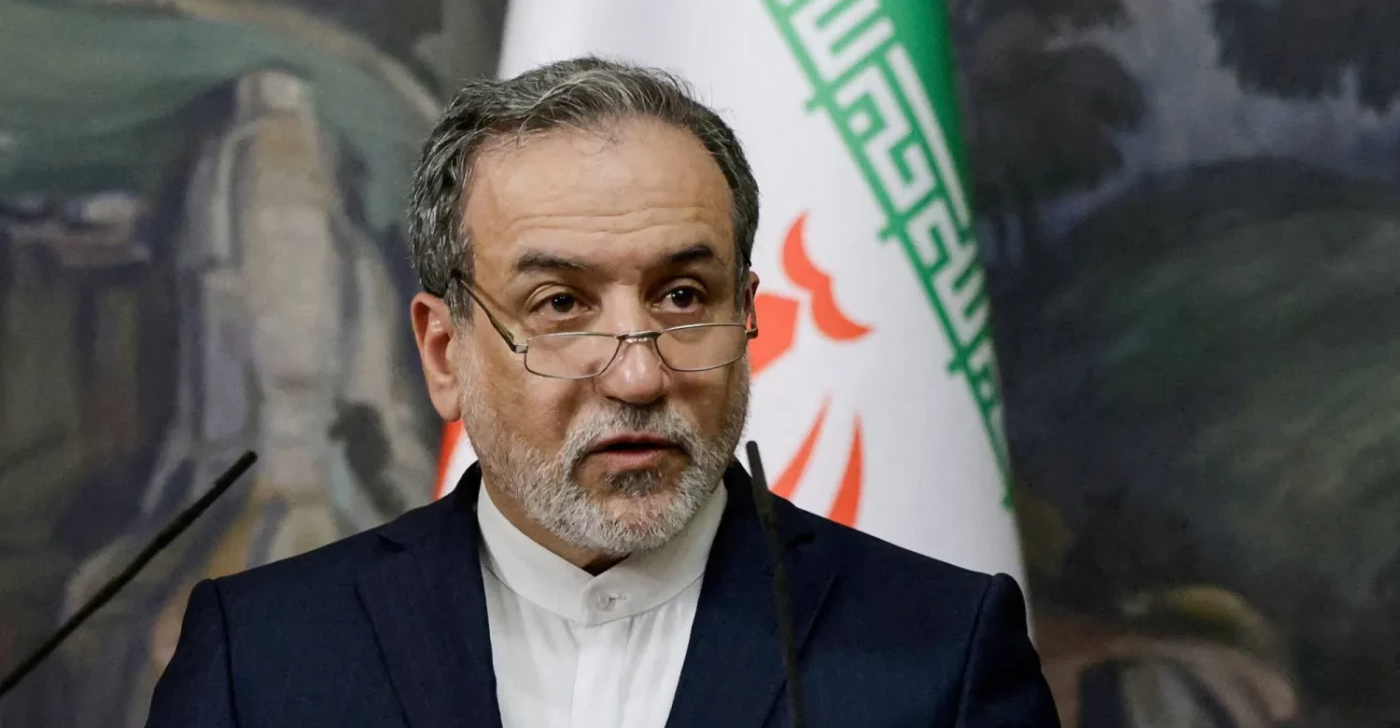 طهران تلمح إلى الانسحاب من معاهدة حظر انتشار الأسلحة النووية