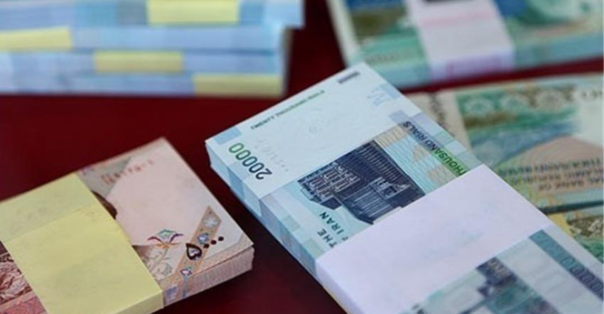 الليرة التركية والتومان الإيراني يهبطان بقوة