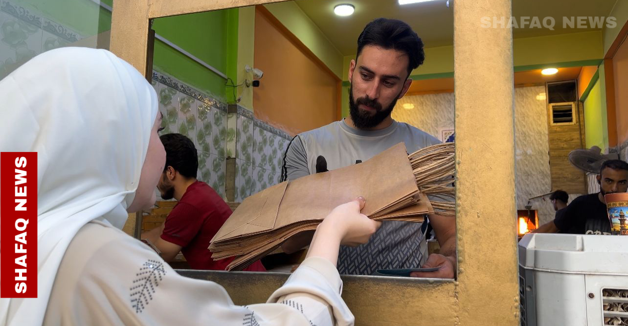 The fight for paper bags in a plastic-addicted nation