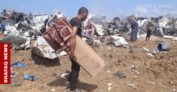"أين ننام؟".. القصف يجبر أهالي غزة على ترك ملاذهم الأخير (صور)