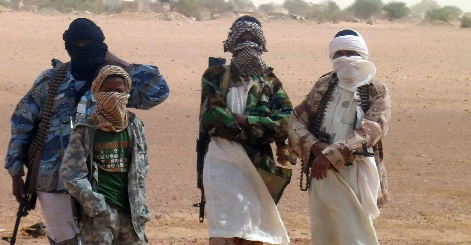 تنظيم "إرهابي" يكثف من هجماته ويقترب من عاصمة دولة أفريقية